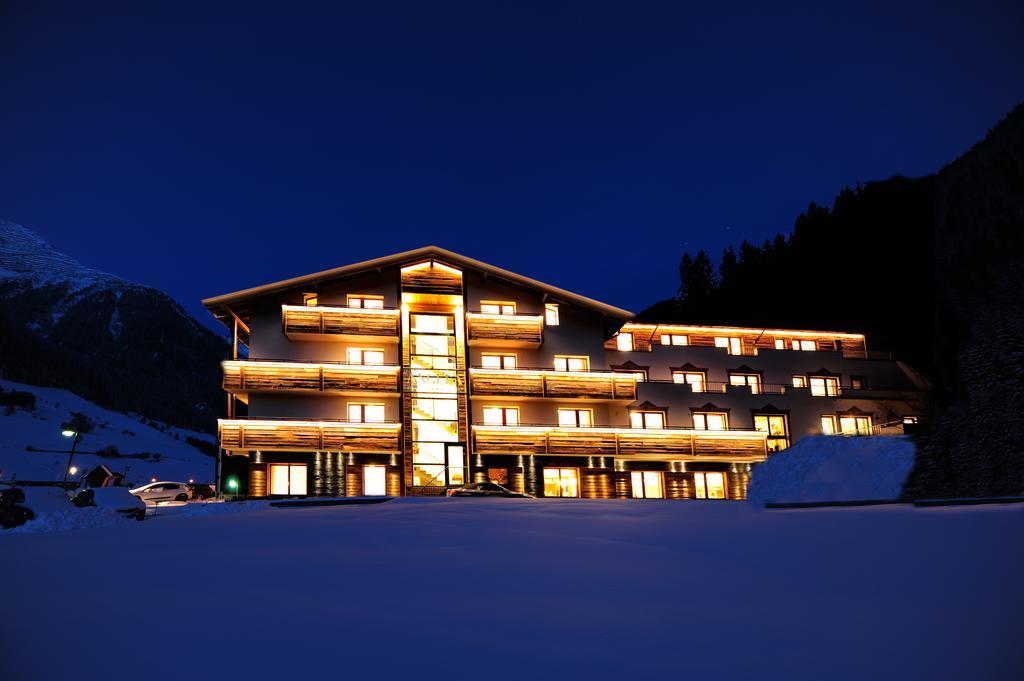 Hotel Garni Angela Ischgl Exteriér fotografie