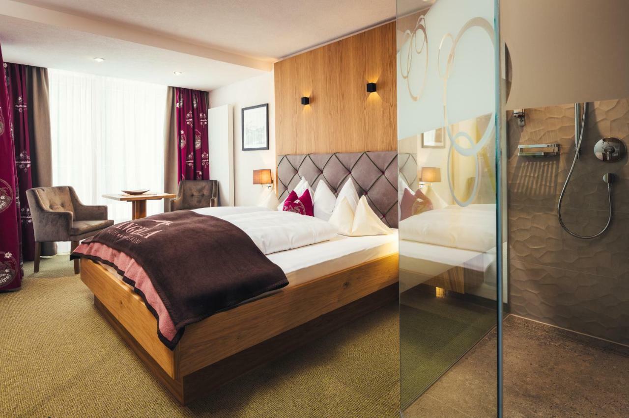 Hotel Garni Angela Ischgl Exteriér fotografie