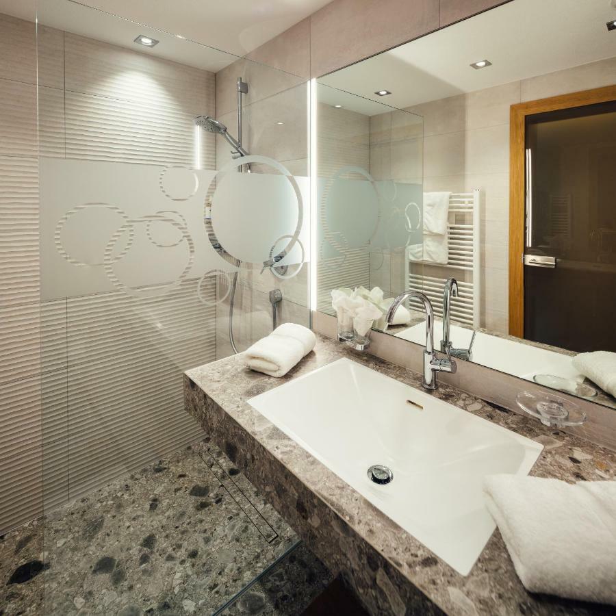 Hotel Garni Angela Ischgl Exteriér fotografie